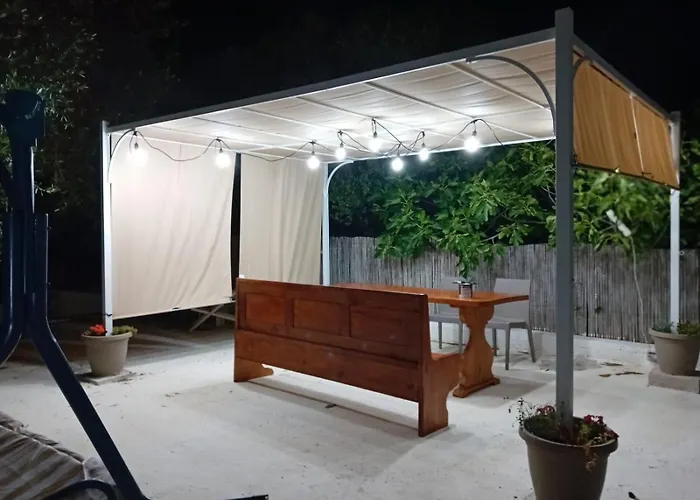度假居 Gardenia 奥斯图尼